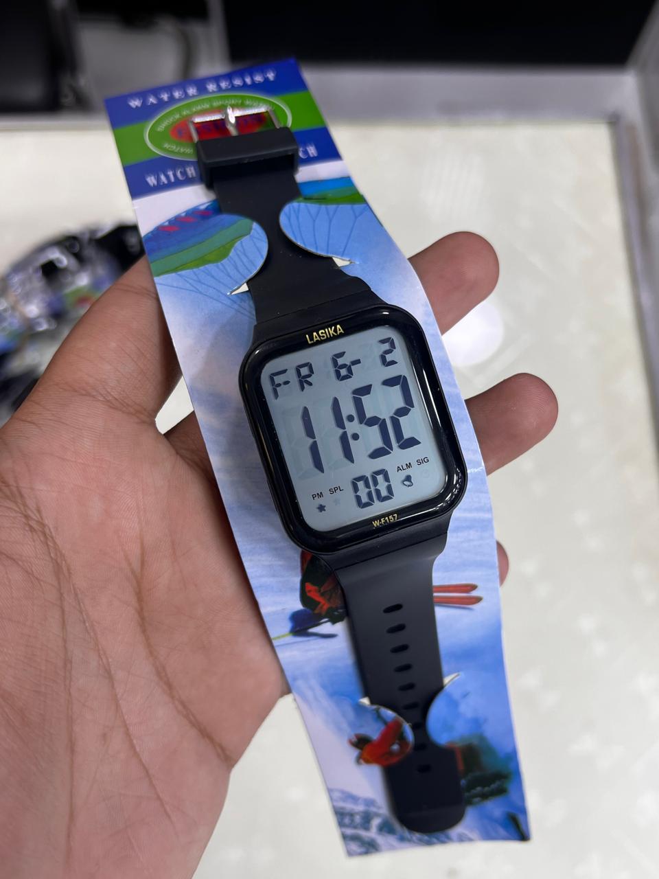 LASIKA-W157 Men's Digital Sports Watch Electronic Waterproof Wrist Watches for Men with Stopwatch Alarm 157