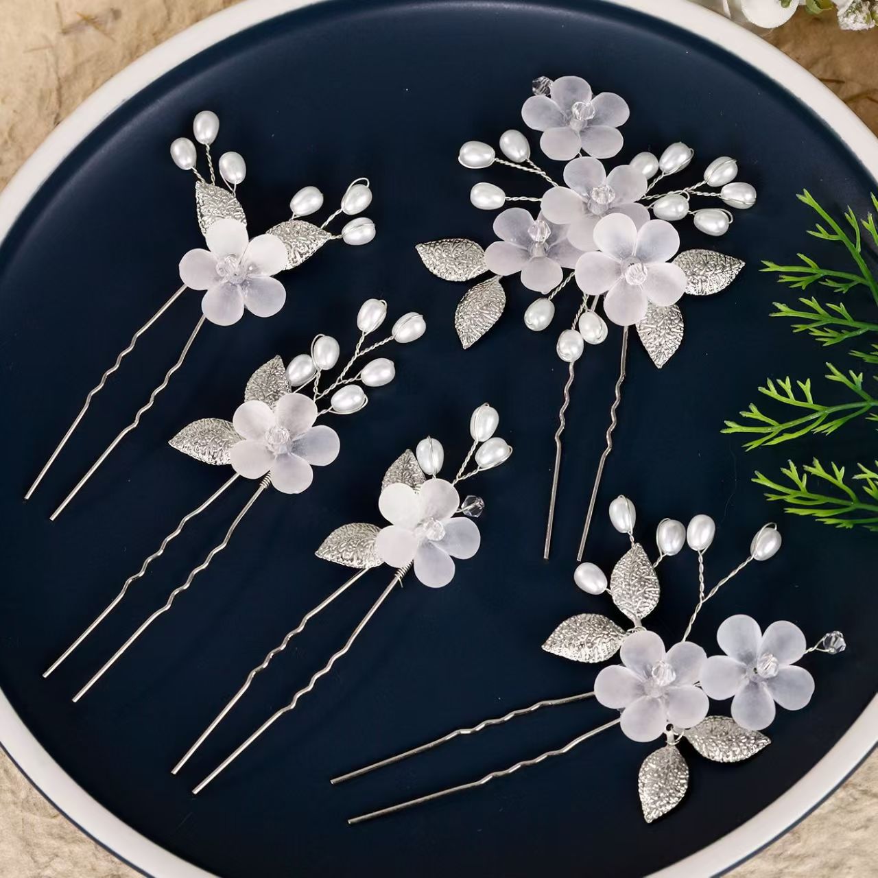 Acrylic Flower and Leaf U-Shaped Hairpin Hair Accessory Bridal Wedding Hair Accessory
