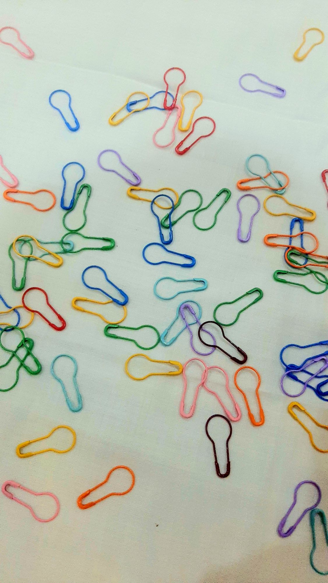 Imported Coil Less Colourful Hijab Safety Pins For Womens And Girls