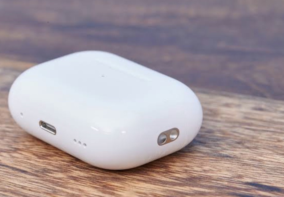 Wireless earbuds 2nd Generation made by Japan) (ANC)