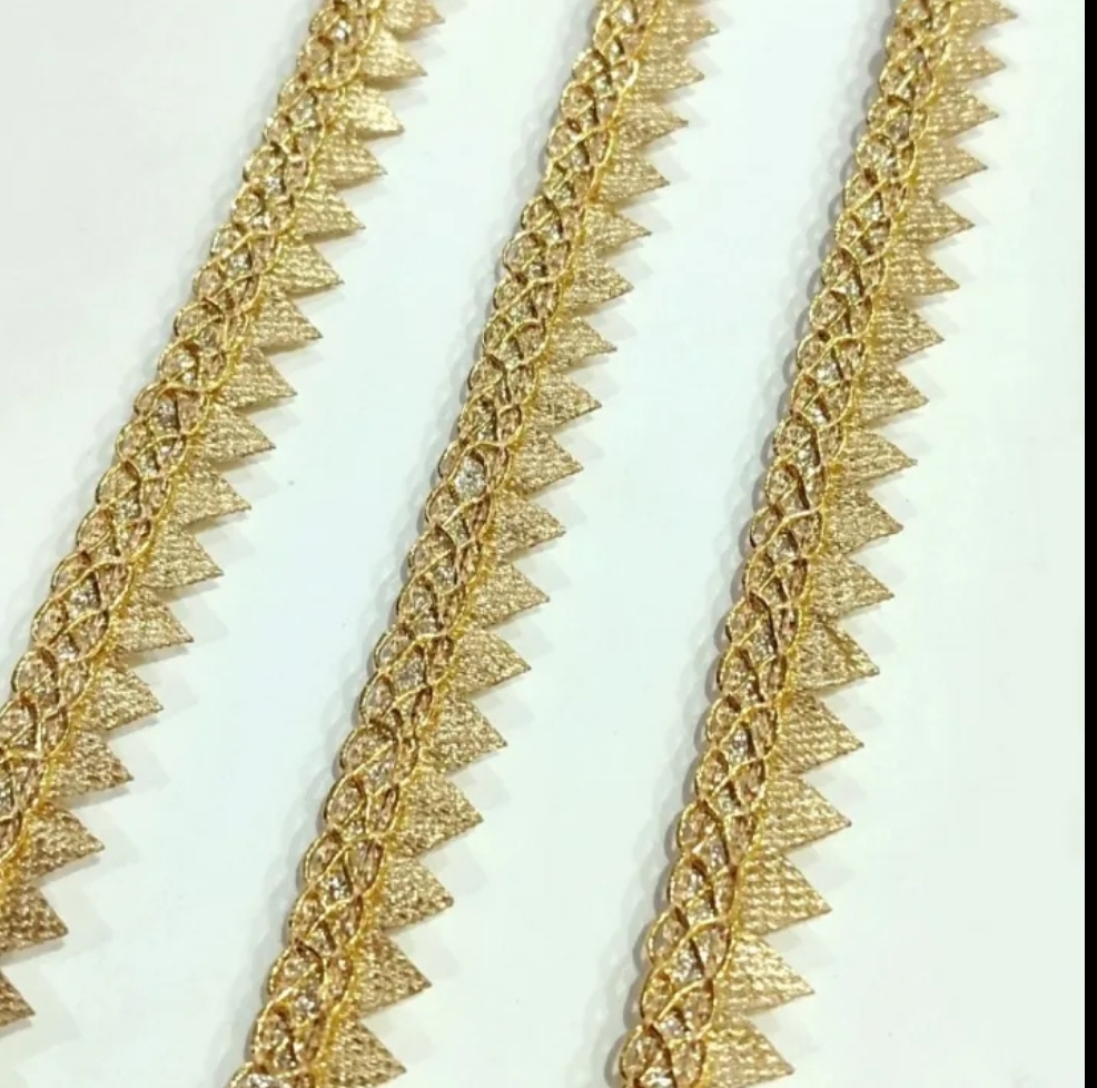 FASHION! 4 YARD ( GAZ) PREMIUM QUALITY FANCY LACE FOR CLOTHES