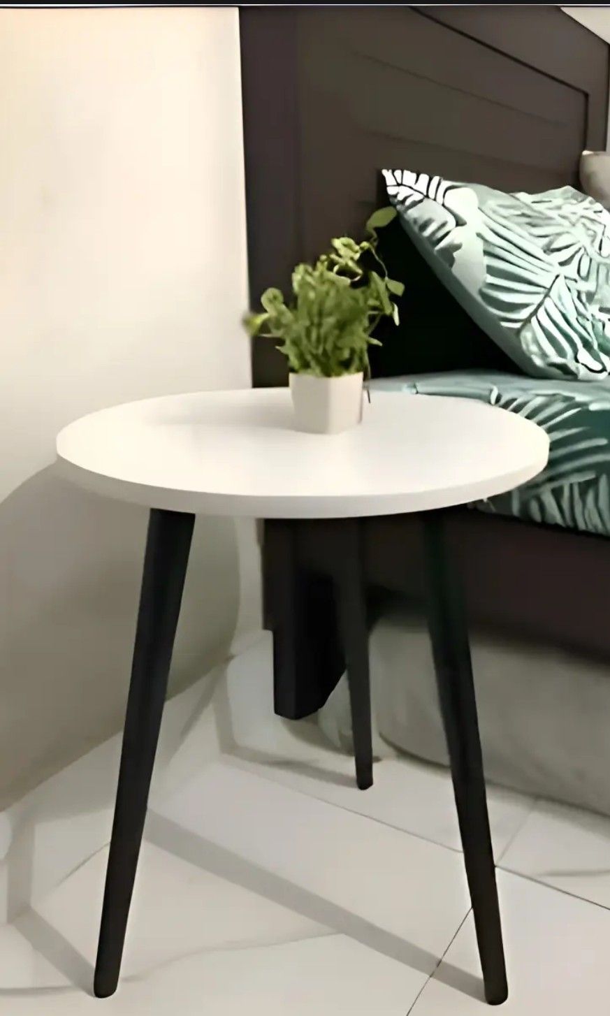Coffee table,Side table,Stool,Study Table (16 inches top & 20 inches height)