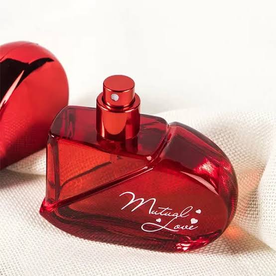 Mutual Love Red Eau de Parfum – 50ml Natural Spray – Romantic Long Lasting Fruity, Floral & Musky Fragrance – Unisex Perfume for Men & Women – Perfect for Couples, Daily Wear, Parties & Special Occasions – Ideal Gift for Him & Her