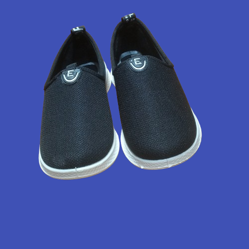 Ladies NEW FASHION Sneaker for Girls and Women.