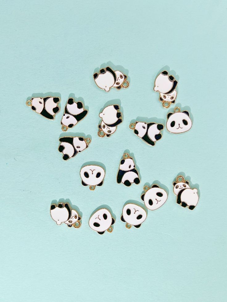 5pc Enamel Panda Charm Pandent Nacklace Bracelet  Brooch , Cute Cartoon Panda Badge, Multi-Purpose Fashion Accessory for Jewelry Panda Pendant Necklace, Lightweight Accessory, Suitable for Vacation and Daily Wear, Perfect Vacation Companion Gift