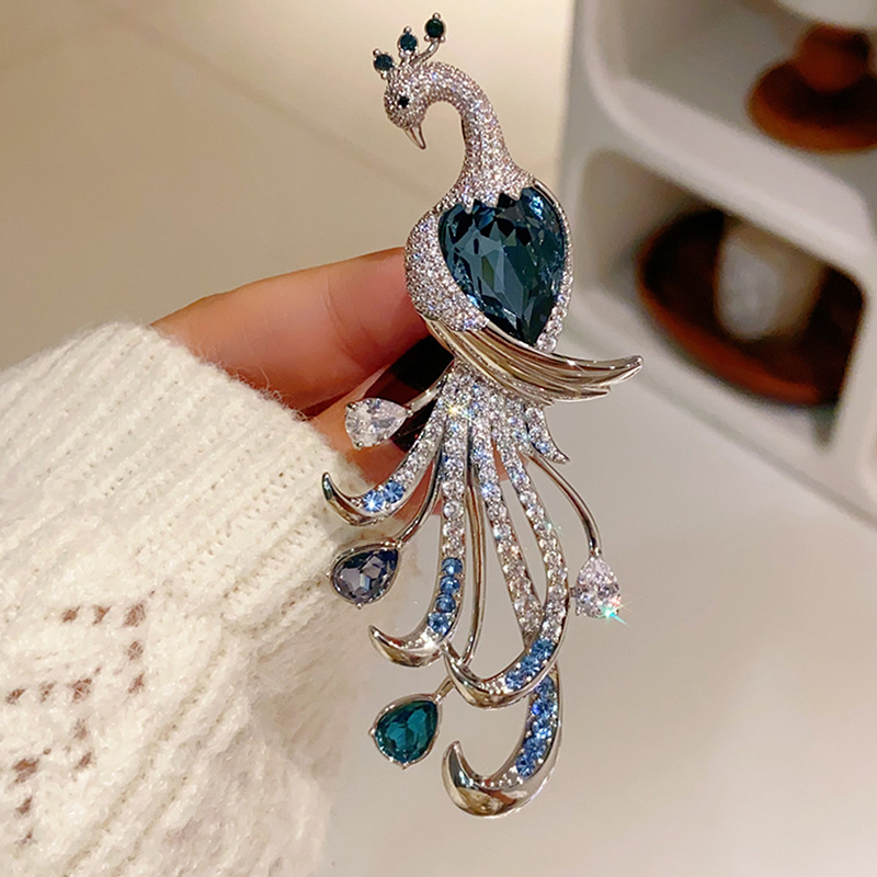 [ZYAS]Fashion Exquisite Peacock Rhinestone Brooch For Women Clothing Coat Accessories 