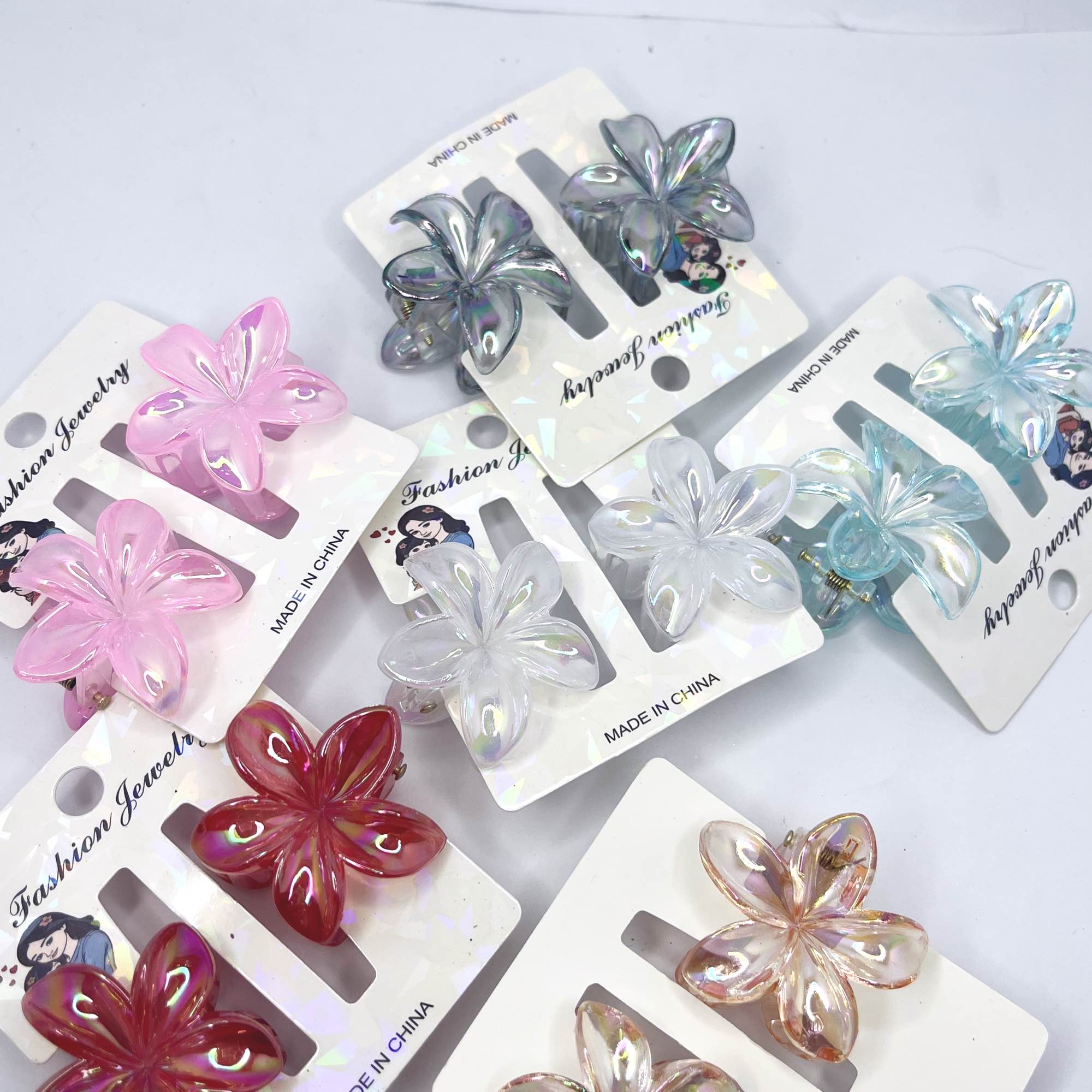 Flower Shape Hair Claw Clips for Girls & Women – Transparent Strong Grip Hair Catcher for Thick & Thin Hair | Stylish Floral Hair Accessories for Daily Wear, Party & Wedding (Pack of 1 / 3 / 6)