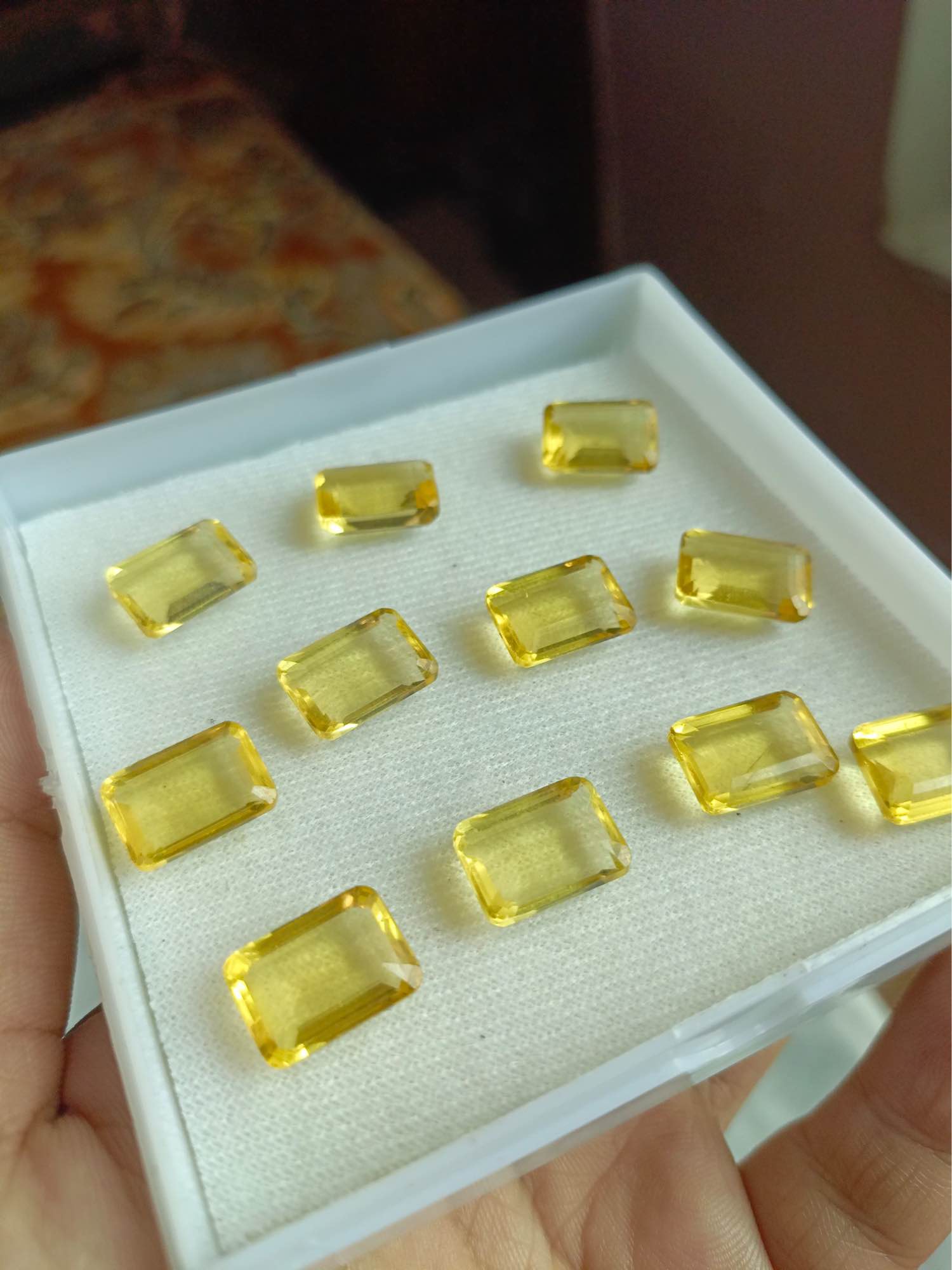 Blue Topaz Stone  / BLUE TOPAZ GEMSTONE / Beautifull Stone.
