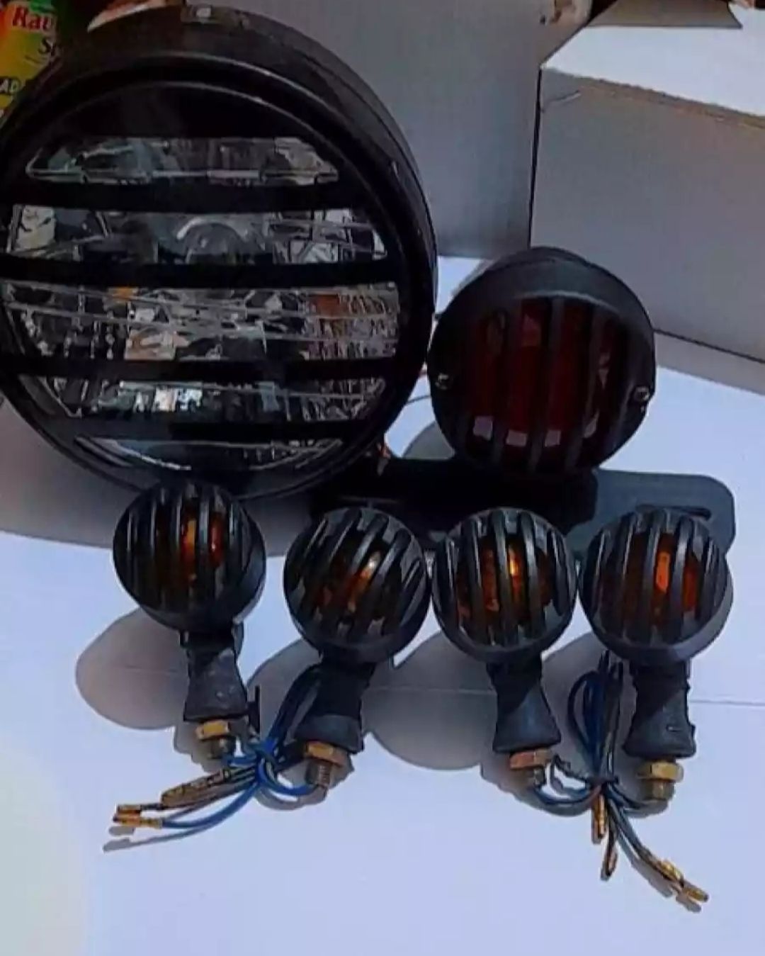 Cafe racer kit deal of 3 Item's Headlight backlight and 4 pieces indicator's