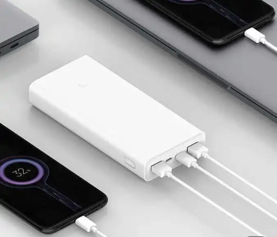 power bank 20000 mh 3 ports at the charge