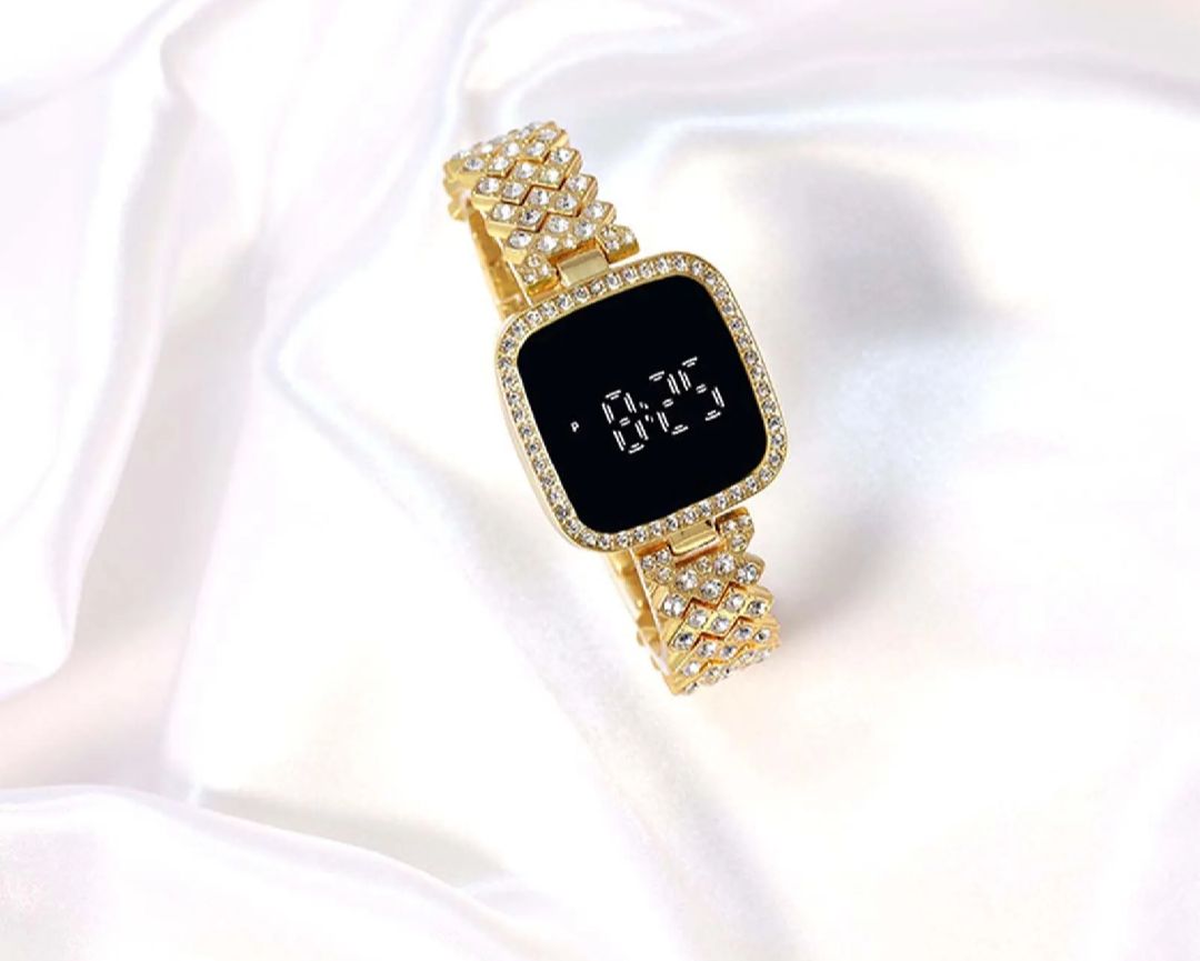 Stylish Women’s Luxury Diamond Watch – Stainless Steel Band LED Touch Electronic Watch