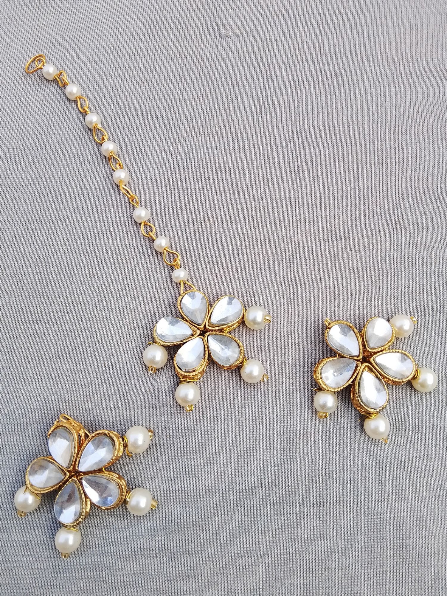Trending Kundan earrings and bindiya set for girls and women | customize handmade jewelry