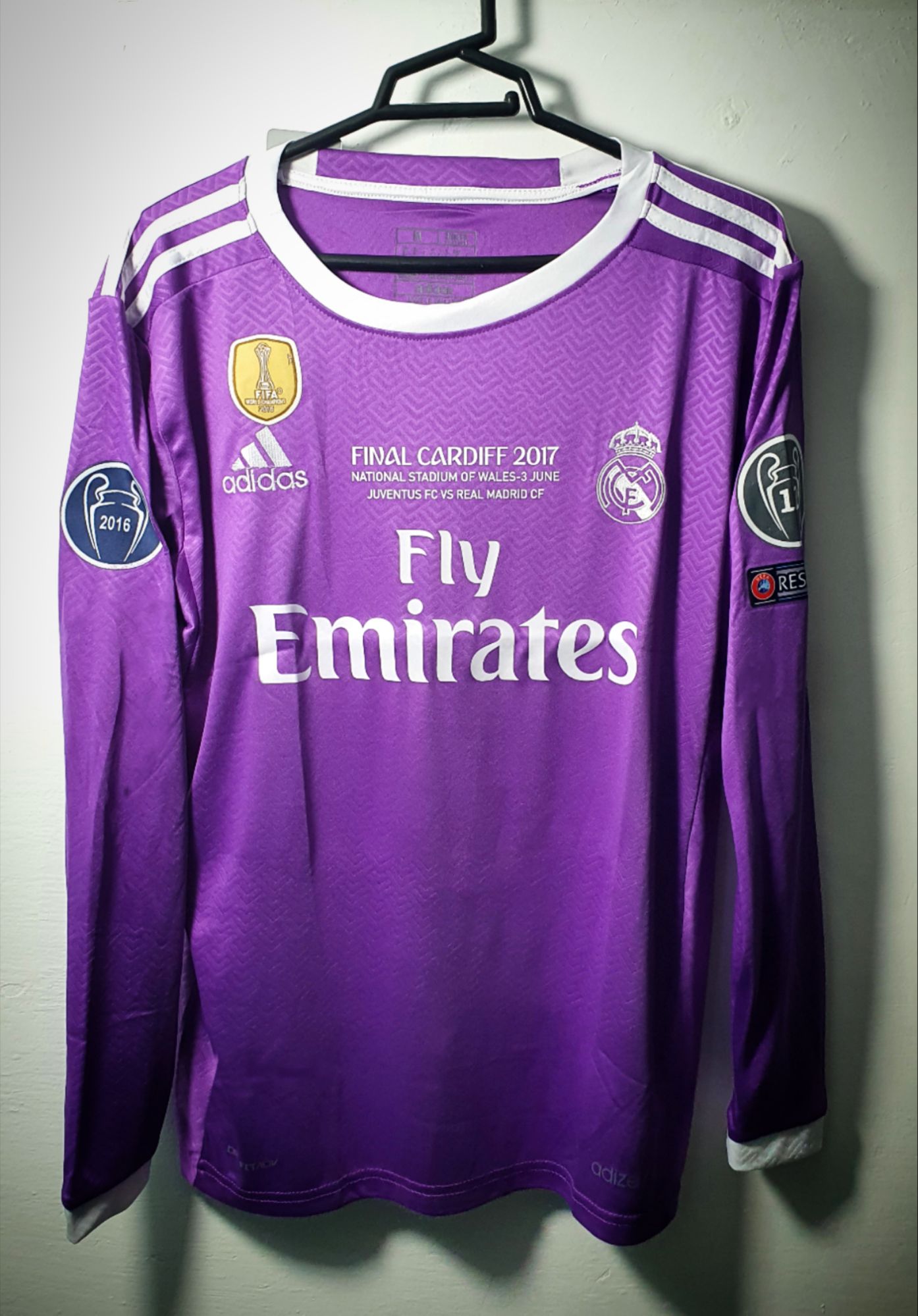 Real Madrid Ronaldo #7 Jersey 2016-2017 Final Purple jersey soccer
