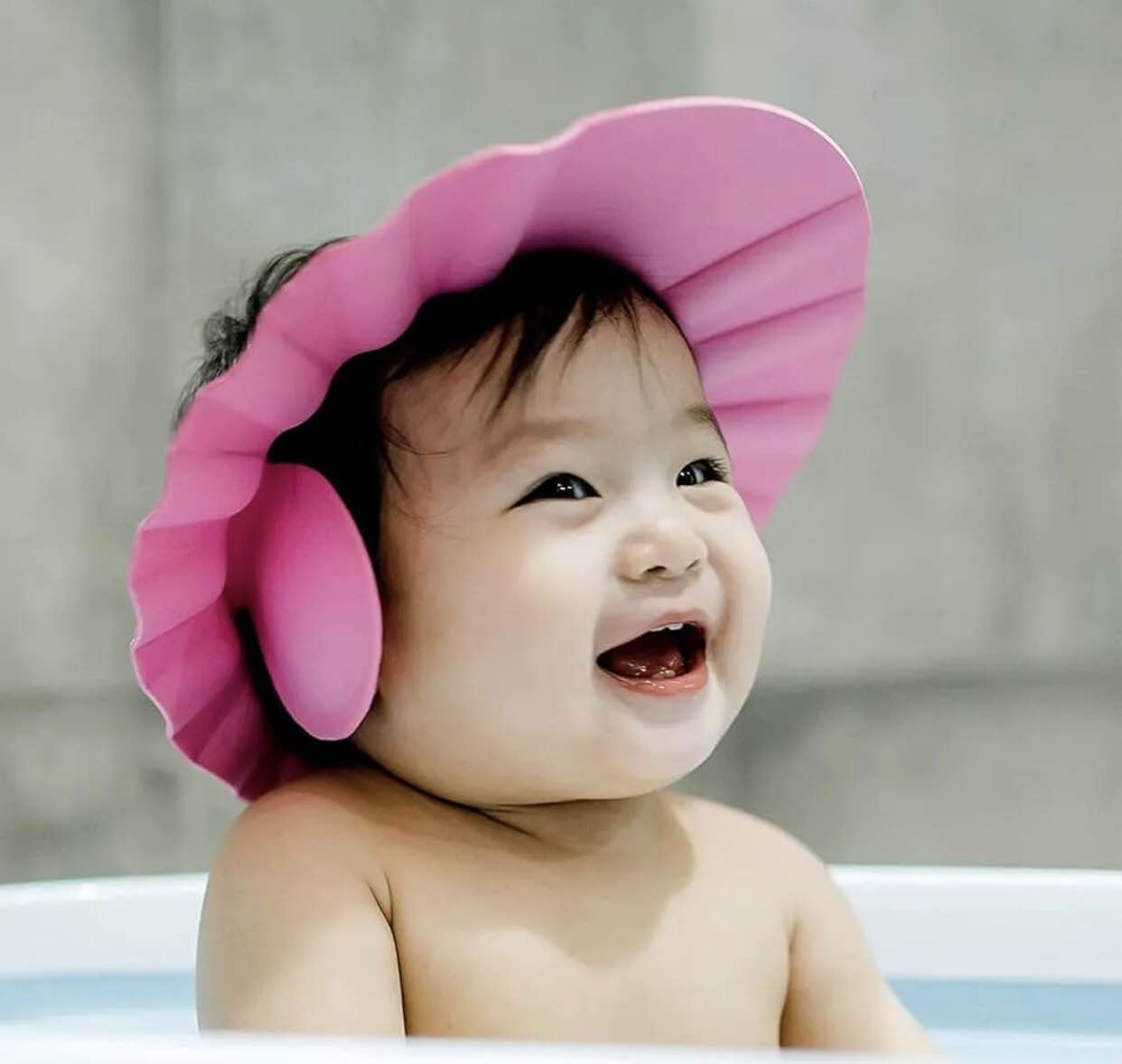 Baby Shower Cap Adjustable Hair Wash Hat for kids Infant Ear Protection Safe Children from  Shampoo, Bath Head Cover..