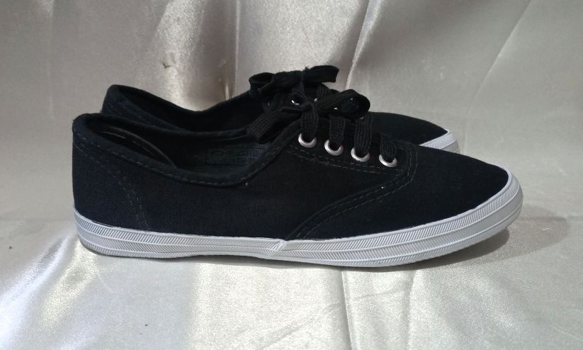 Girl's Sneakers