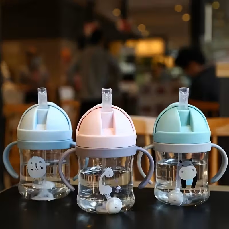Drinking Cup with Straw, Anti-Choking Handle, Water Bottle, Unbreakable and Leak-Proof, Learning Drinking Cup