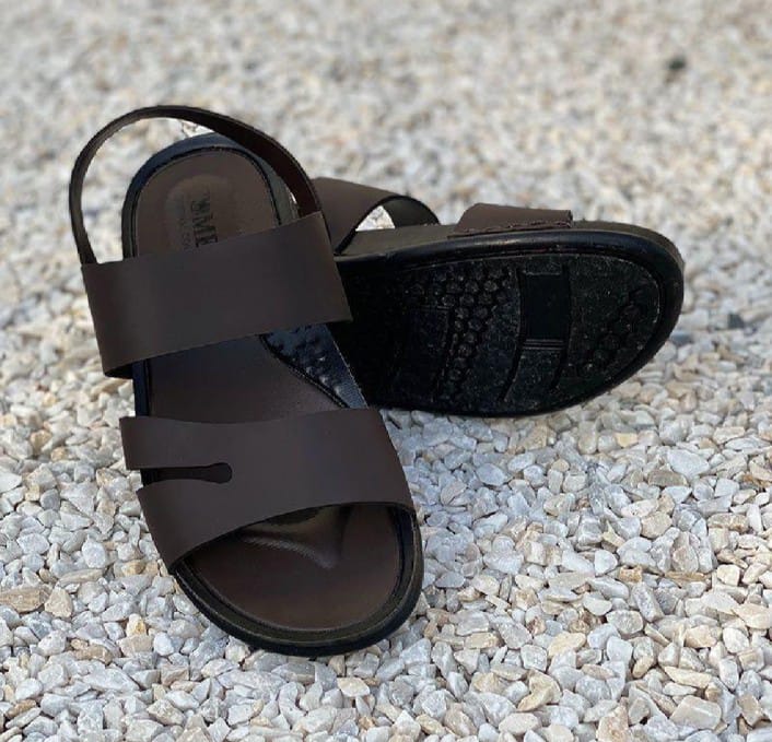 Sandle for men outdoor comfortable lightweight walking breathable and soft