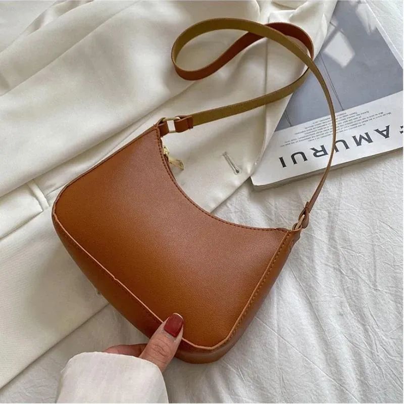 Shoulder Bags Trend Solid Color PU Leather Extra Large Bucket Shape Zipper Closure Women Handbags