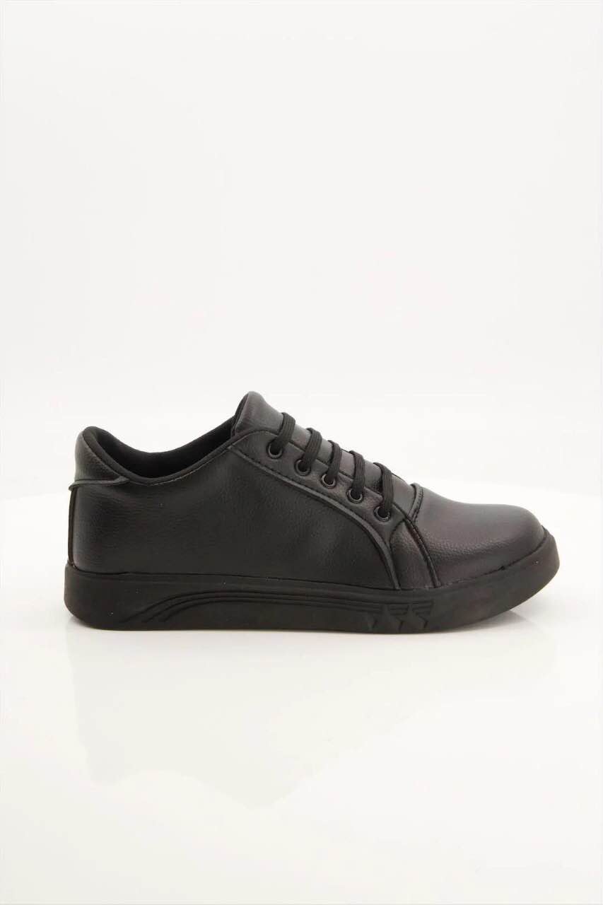 Casual sneaker for women