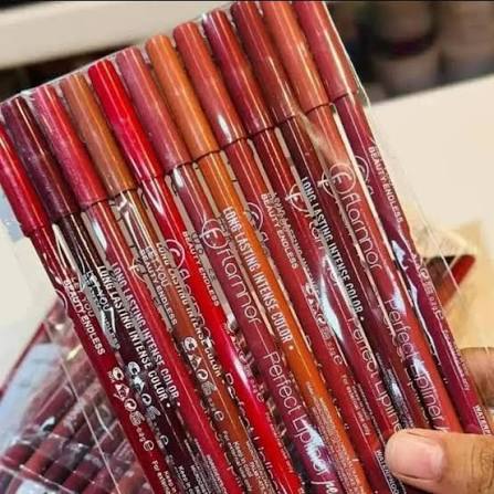 FLORMAR LONG LASTING SMOOTH EYE LIP PENCIL FOR PROFESSIONAL MAKEUP DEFINITION AND PRECISE APPLICATION