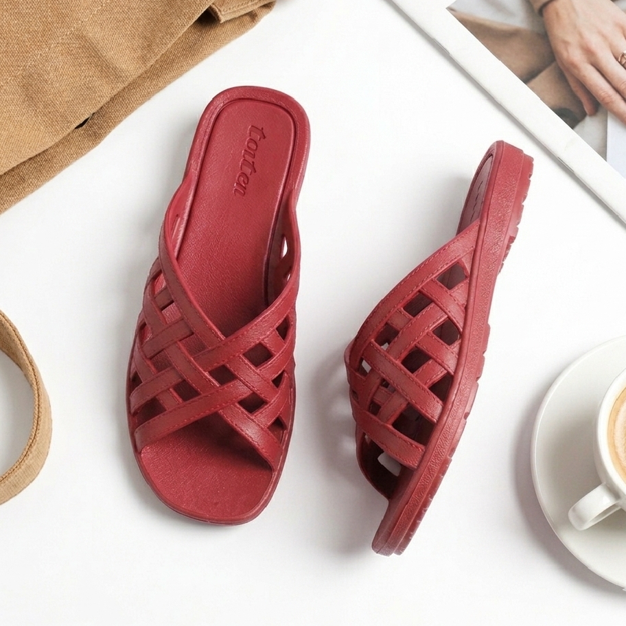 Fashion Slippers Women Flip Flops Casual Nylon House Slippers in Rubber Material Soft Slides