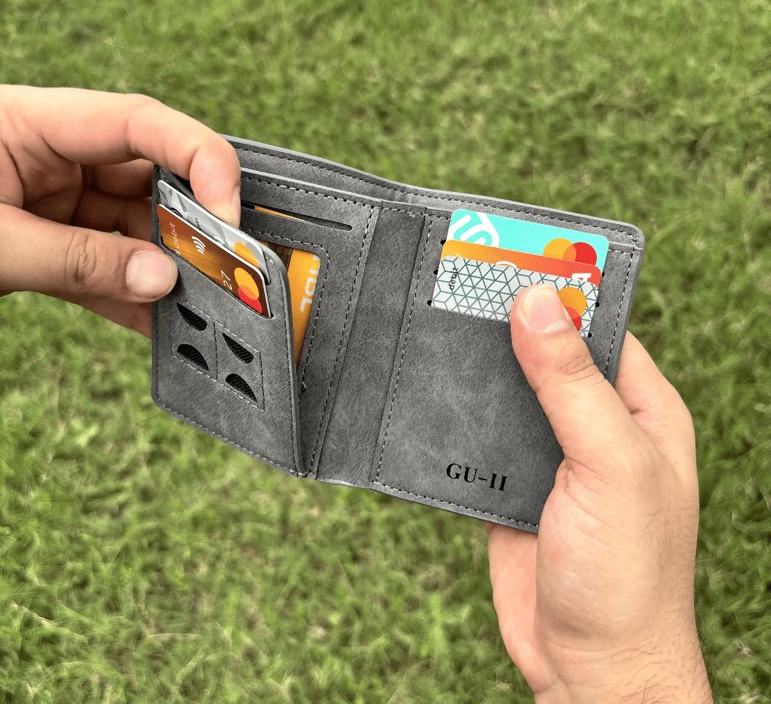 Premium Grain-Textured PU Leather Ultra-Slim Bifold with Quick-Access Card Slots Wallet for Men - Compact Gentleman Purse