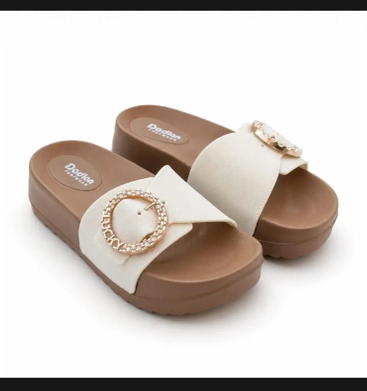 Comfortable Wedge Sole Women Slippers & Slides Elegant Fancy Wedges for Women