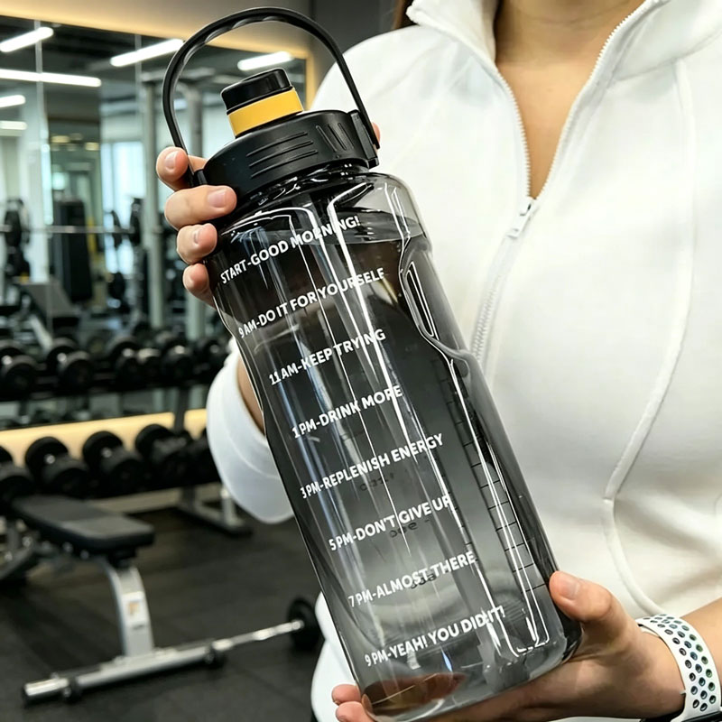 1.5L/2L/3L Sports Water Bottle Large Capacity Water Cup with Straw and Time Mark Plastic Leak-proof Outdoor Sports Water Cup