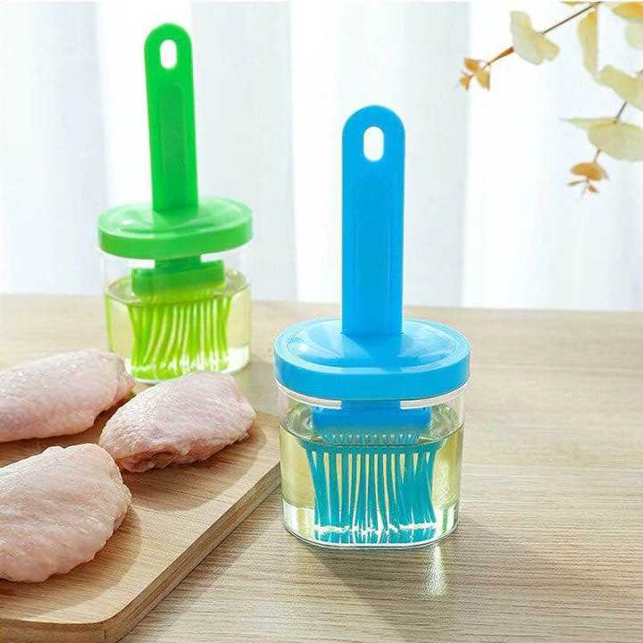 Plastic Oil Bottle with Silicone Brush – 2-in-1 Oil Dispenser & BBQ Basting Brush | Kitchen Seasoning Bottle