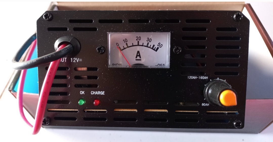 Three Phase Smart Battery Charger 30 Amp Switch Mode Battery Charger