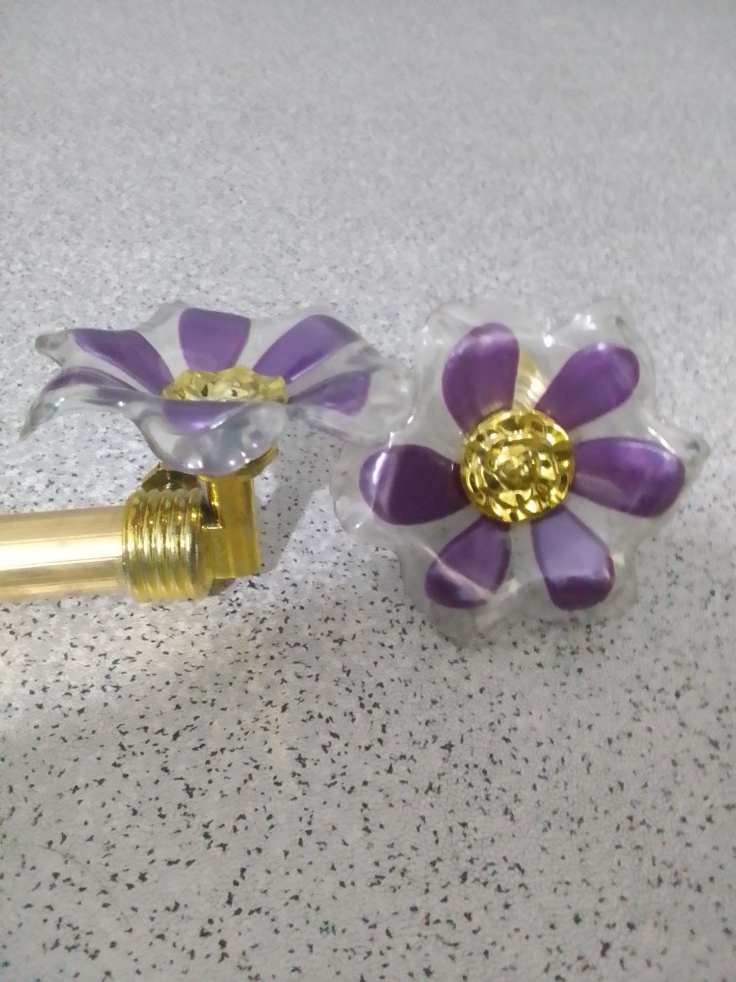 Curtain Rod End Stopper Pack of 2 – Flower Design Curtain Rod Holders
