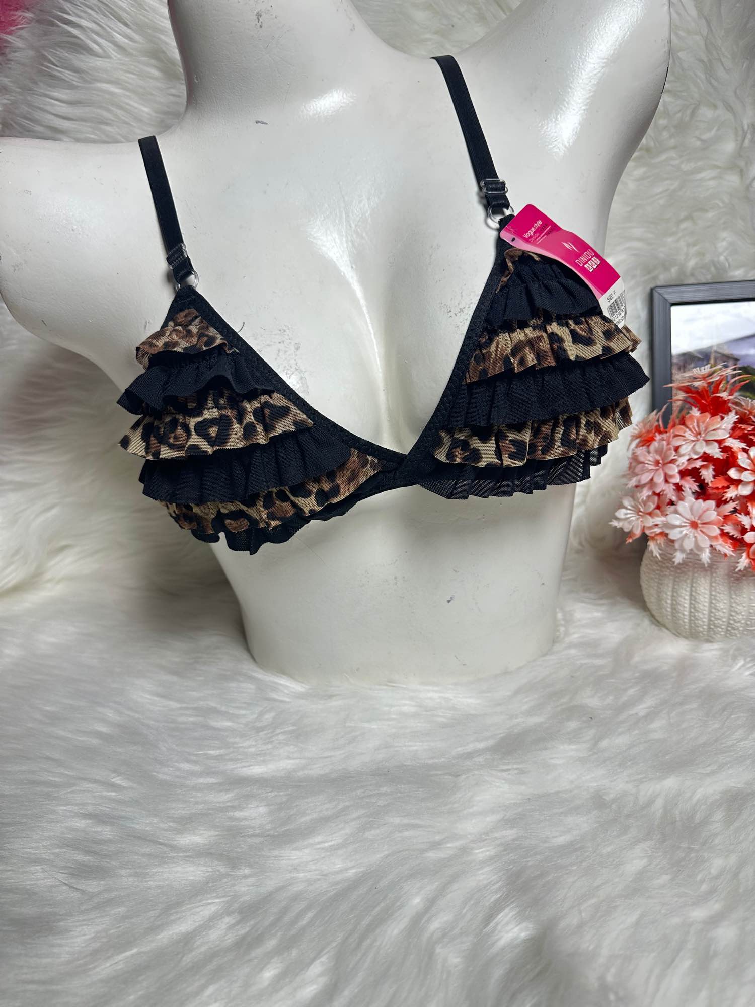 Printed Fairy Lace Bikini Bra for Women – Padded & Removable Pads – Adjustable Thin Straps – Back Hook Closure – Soft Comfortable Stylish Bra – Size 32-36 Free Size
