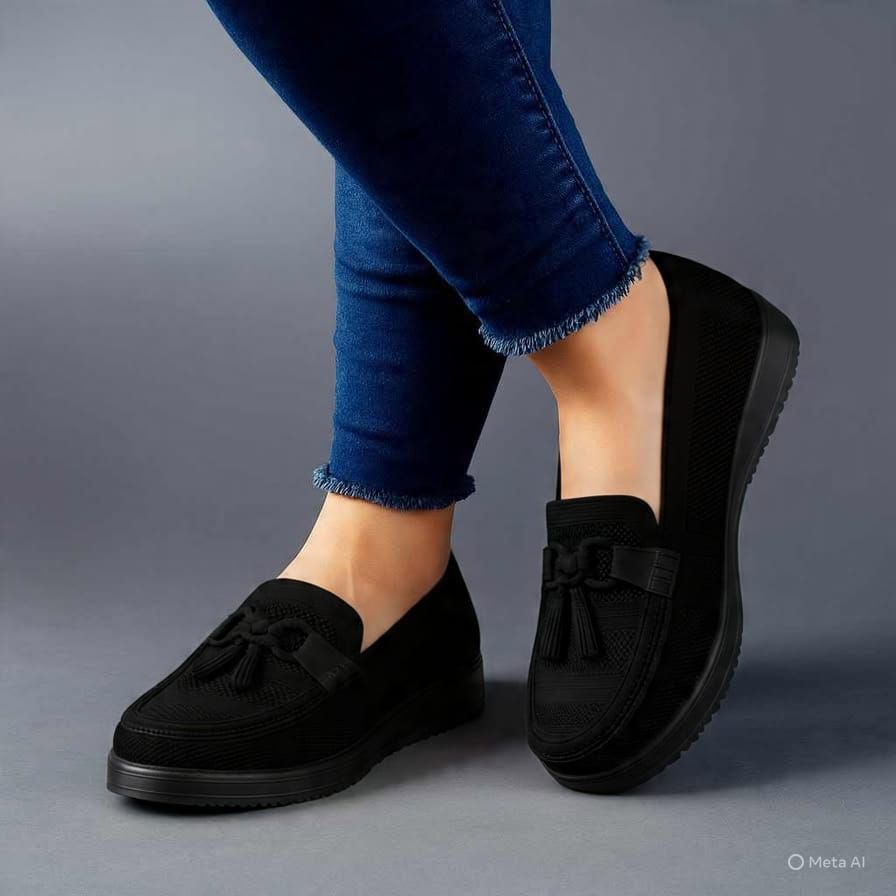 Durable Ladies Rubber Shoes | Warm & Lightweight Winter Footwear