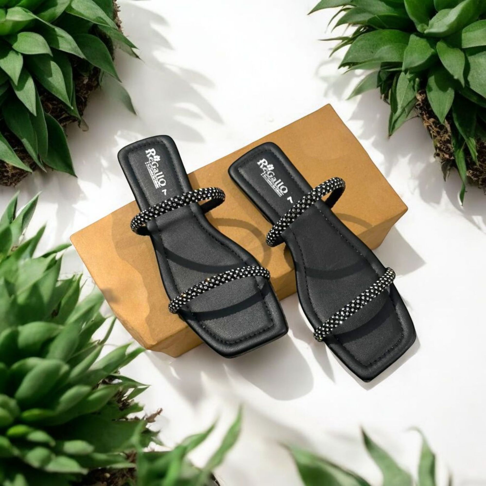 Heels for girls. sandals. sandals for girls flat shoes for women flip flop. sleepers. purfect for outdoor occasion & party.s