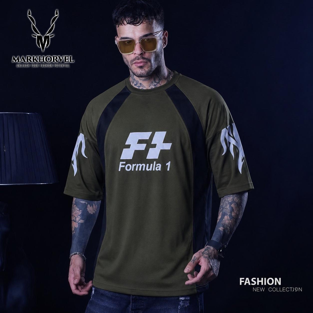 New Arrival Formula 1 
Printed panel 
Dropshoulder