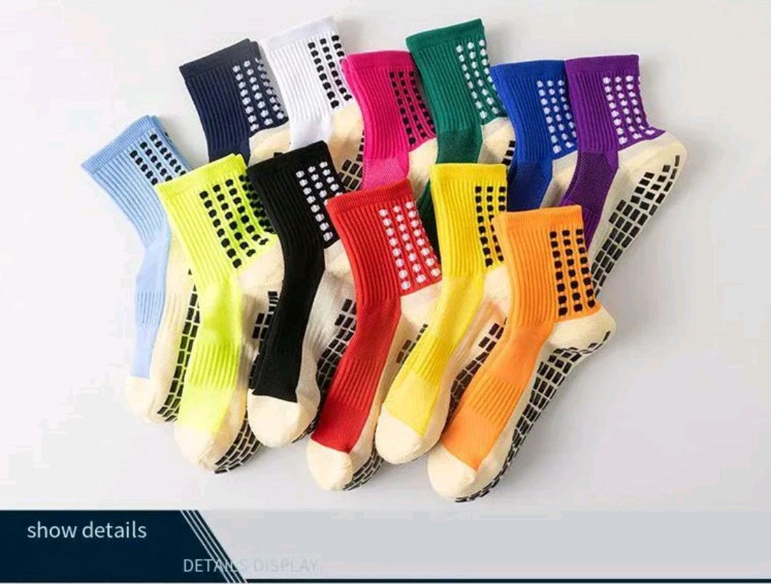 Teenager boy girl Premium Quality Breathable Non-slip Football Soccer Sports Training gym soccer Grip Socks ( Teenager | adult | boy | girls )