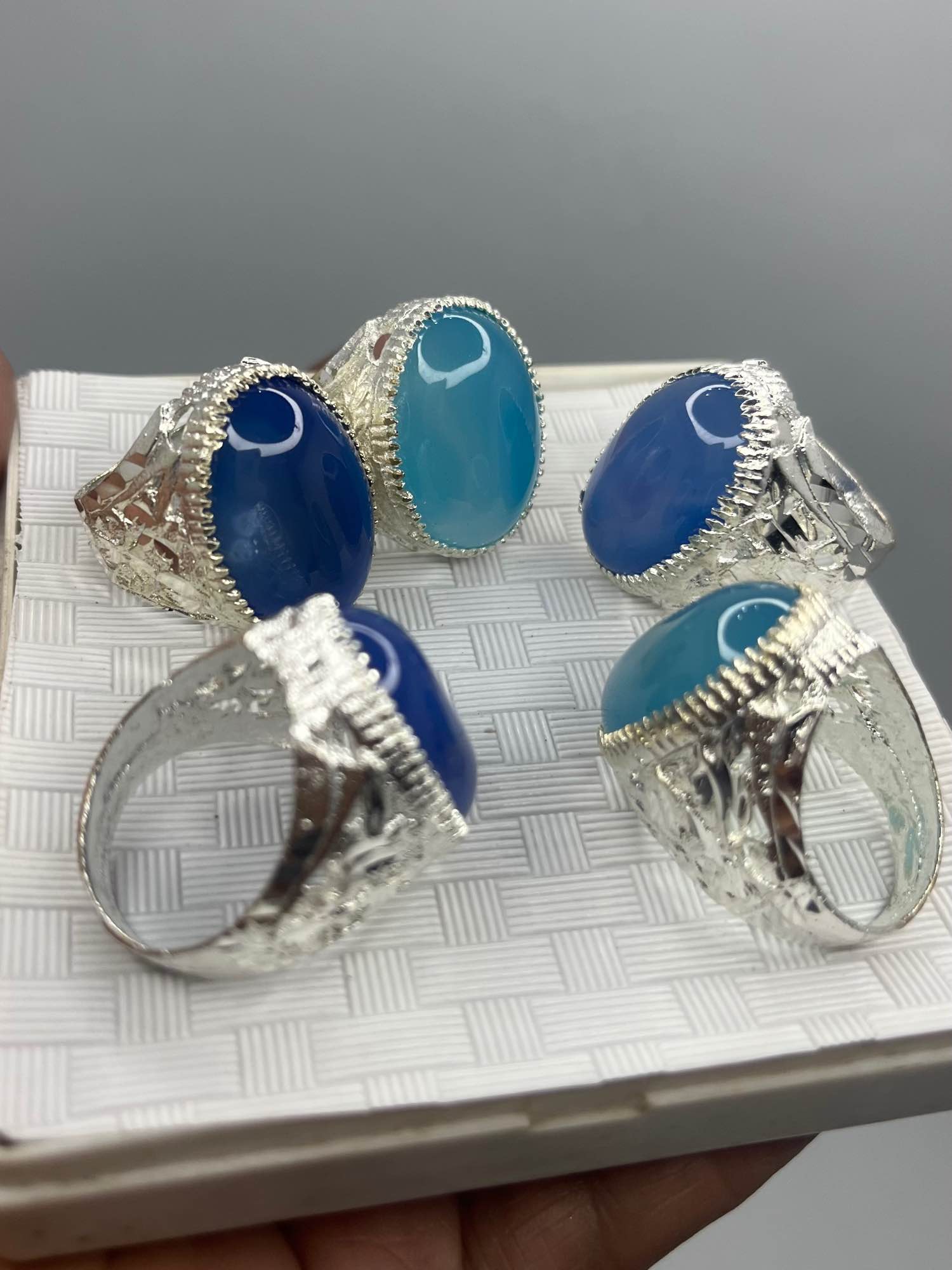 Big Size Ymami Haqeeq Ring different Colours Haqeeq italian rings Big stone ring 100% Orignal Aqeeq/Akik/agate/nag/stone/Gemstone/Haqeeq/yamni Haqeeq Stone/yamni Haqeeq gemstone/aqeeq stone/yamni aqeeq gemstone.