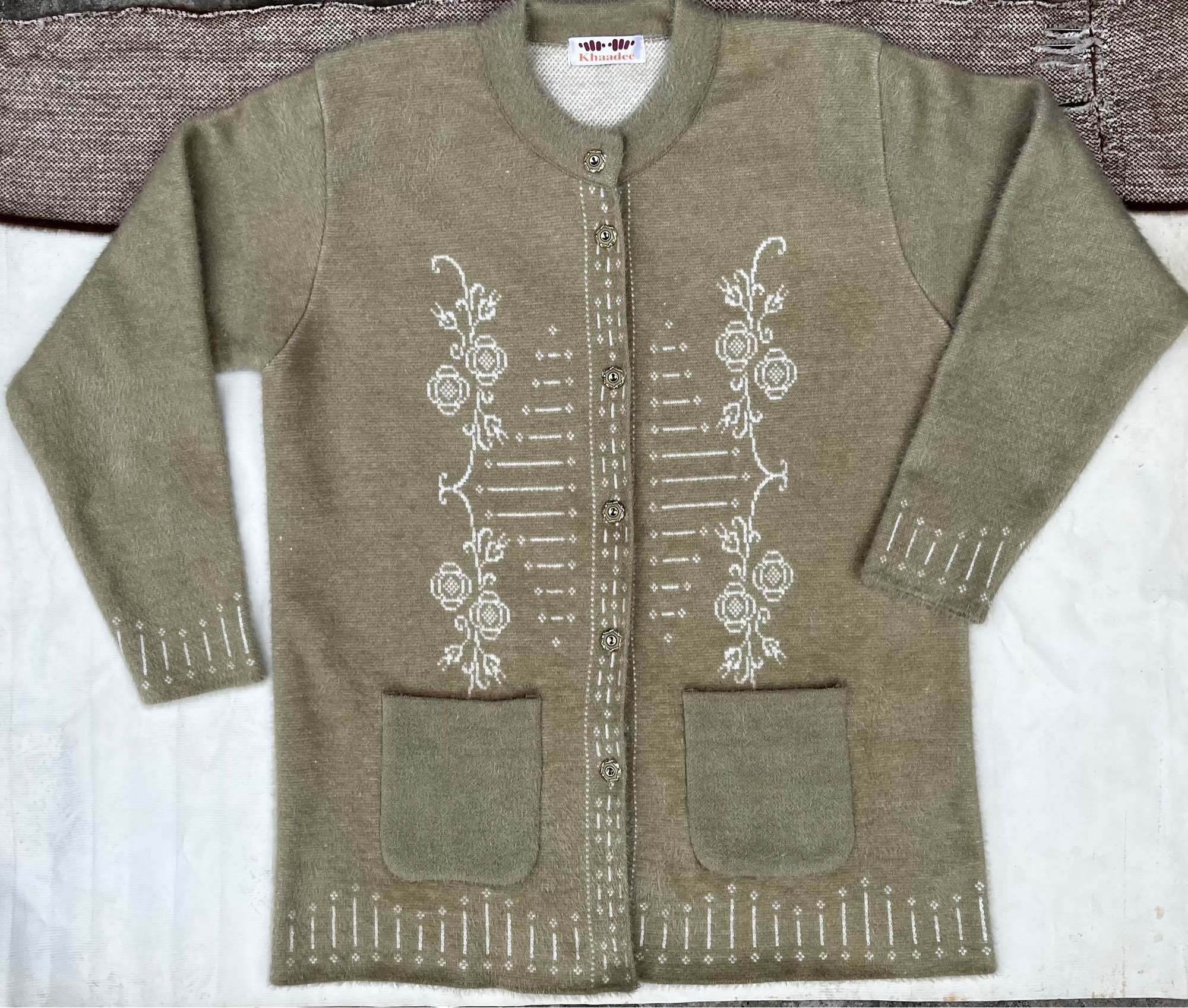 Full sleeves Sweaters for Women soft wool Cardigans