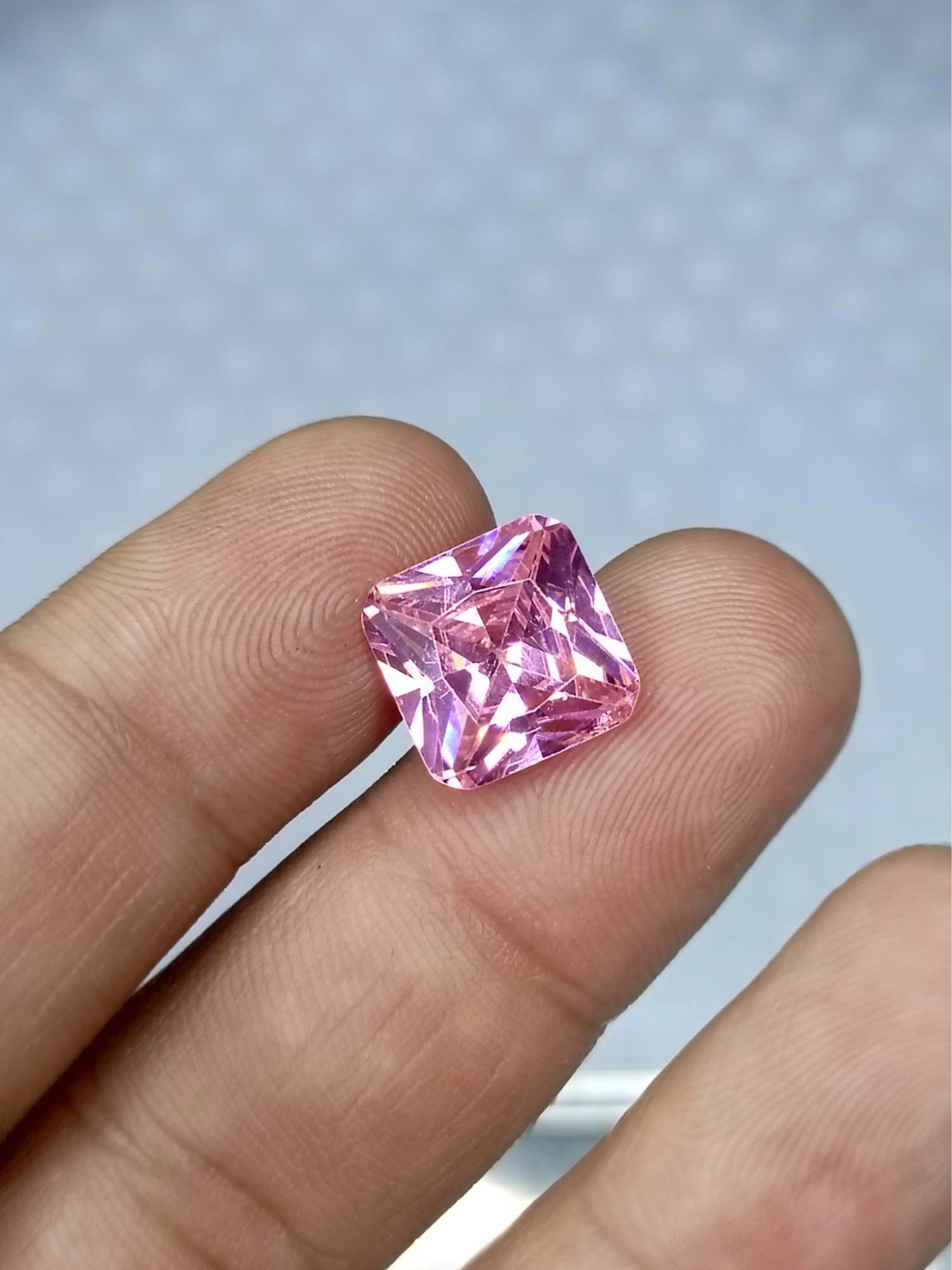Premium Quality Multicolor Zircone stone Premium Quality Zircone Stone  Machine Cut Diamond Shape/High Quality/Stone/Gemstone/Zircone Stone/Zircone Gemstone.