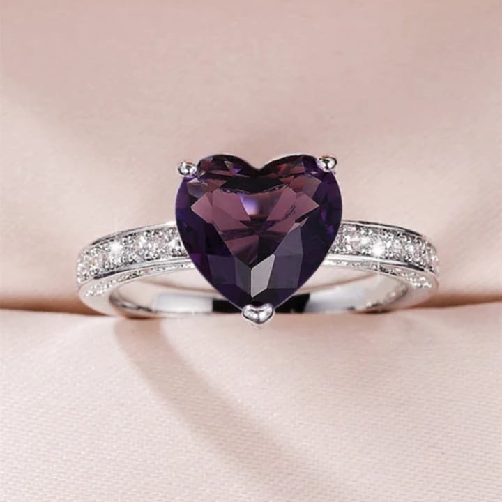 New heart shaped Diamond Finger / Jewelry Pink Heart Eternity Ring Engagement  / Wedding Ring