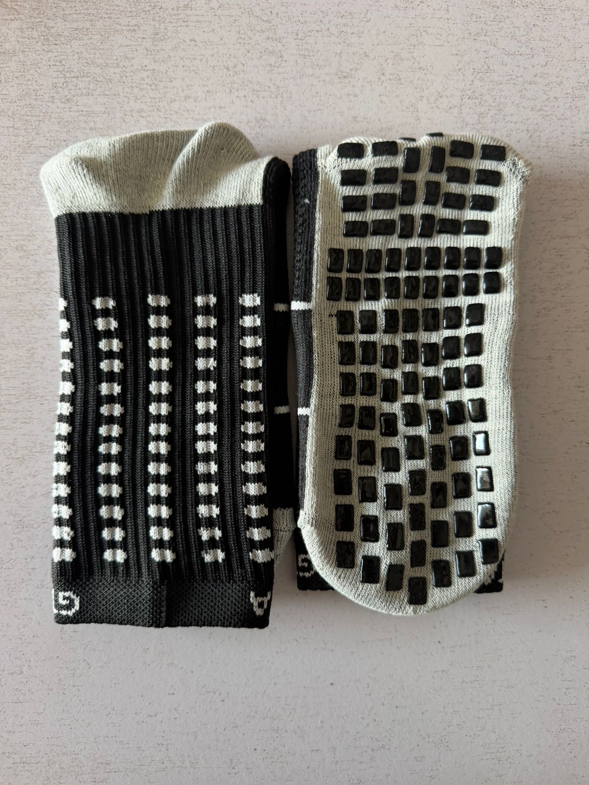 Gripped Sole socks for men