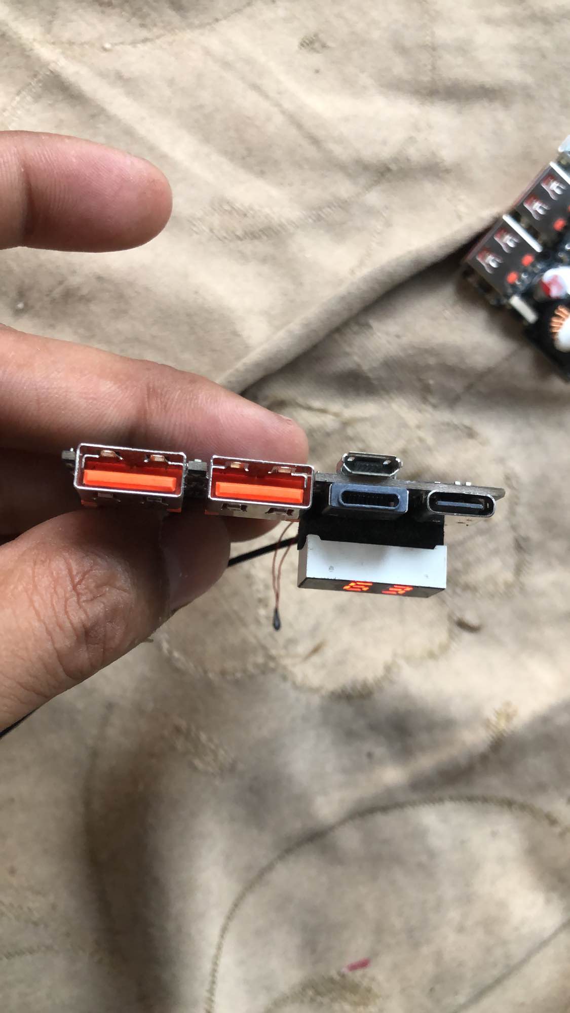 Powerbank module used diffrent models price in Pakistan