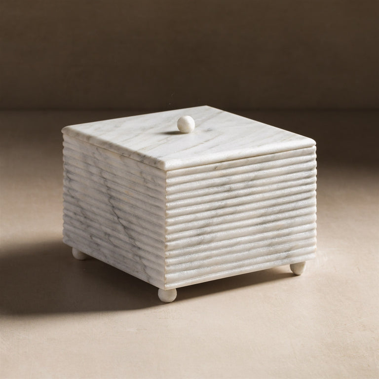 Sleek black jewelry box, designed for stylish storage and display of your cherished items. Simple elegance meets functionality. 4