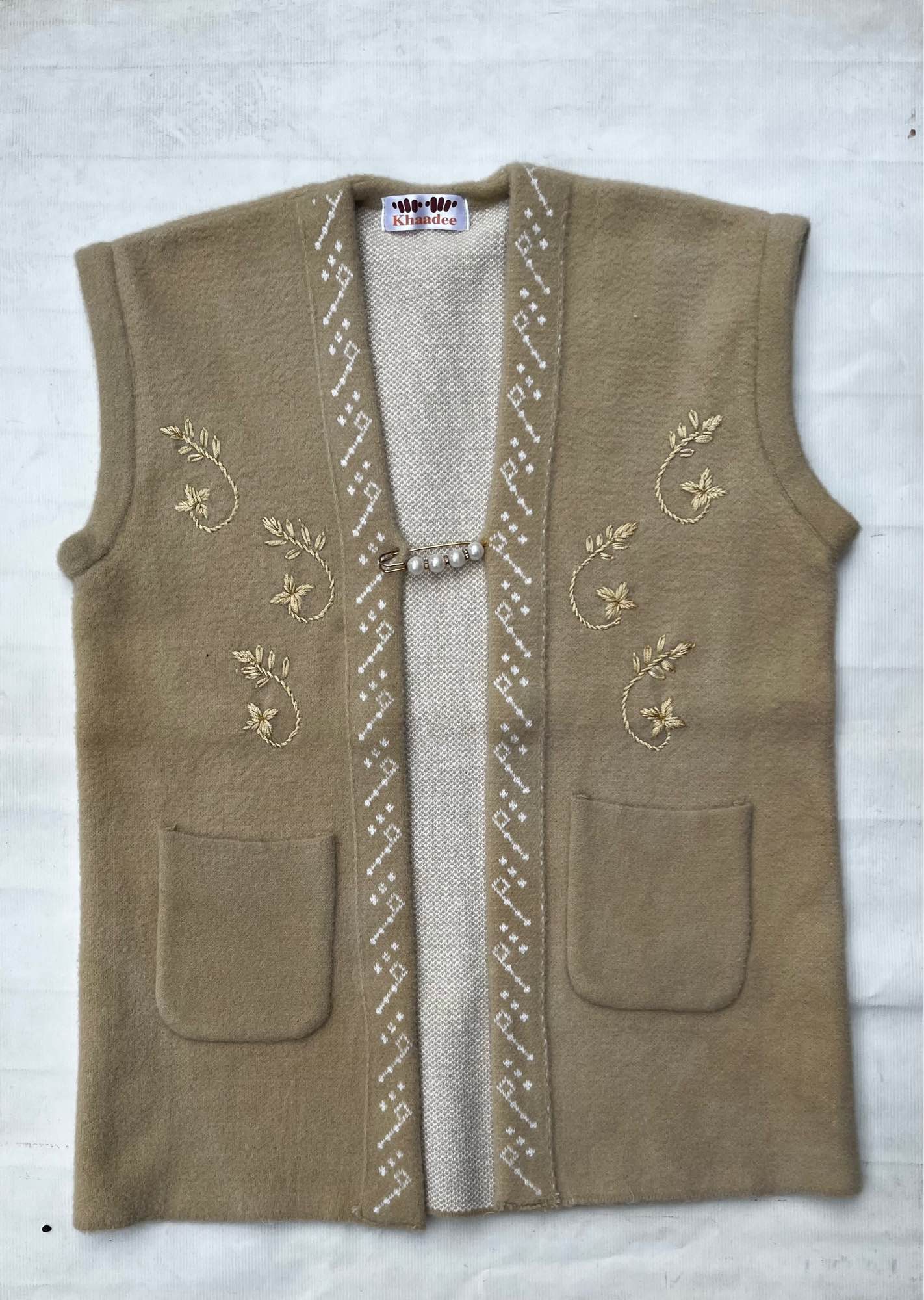 Sleeveless Sweaters for women super soft wool Cardigans