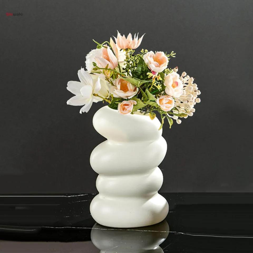 Elegant Wavy Plastic Vase – 6 Inches | Perfect for Side Table, Room & Office Decor(only vase)