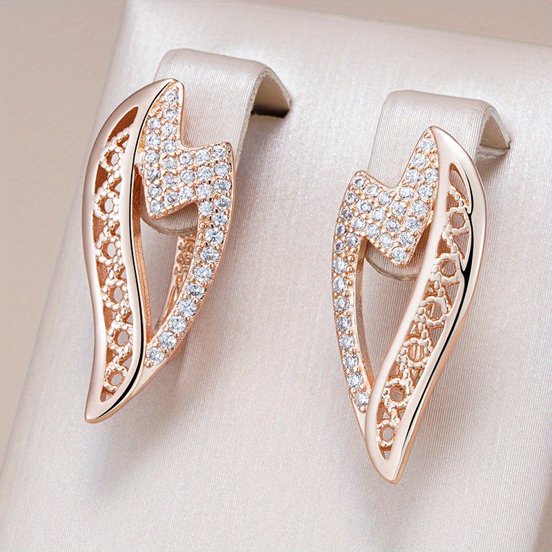 Trend Golden Color Hollow Out Dangle Earrings For Women Luxury Shiny Synthetic Zircon Accessories Daily Fine Fashion Jewelry