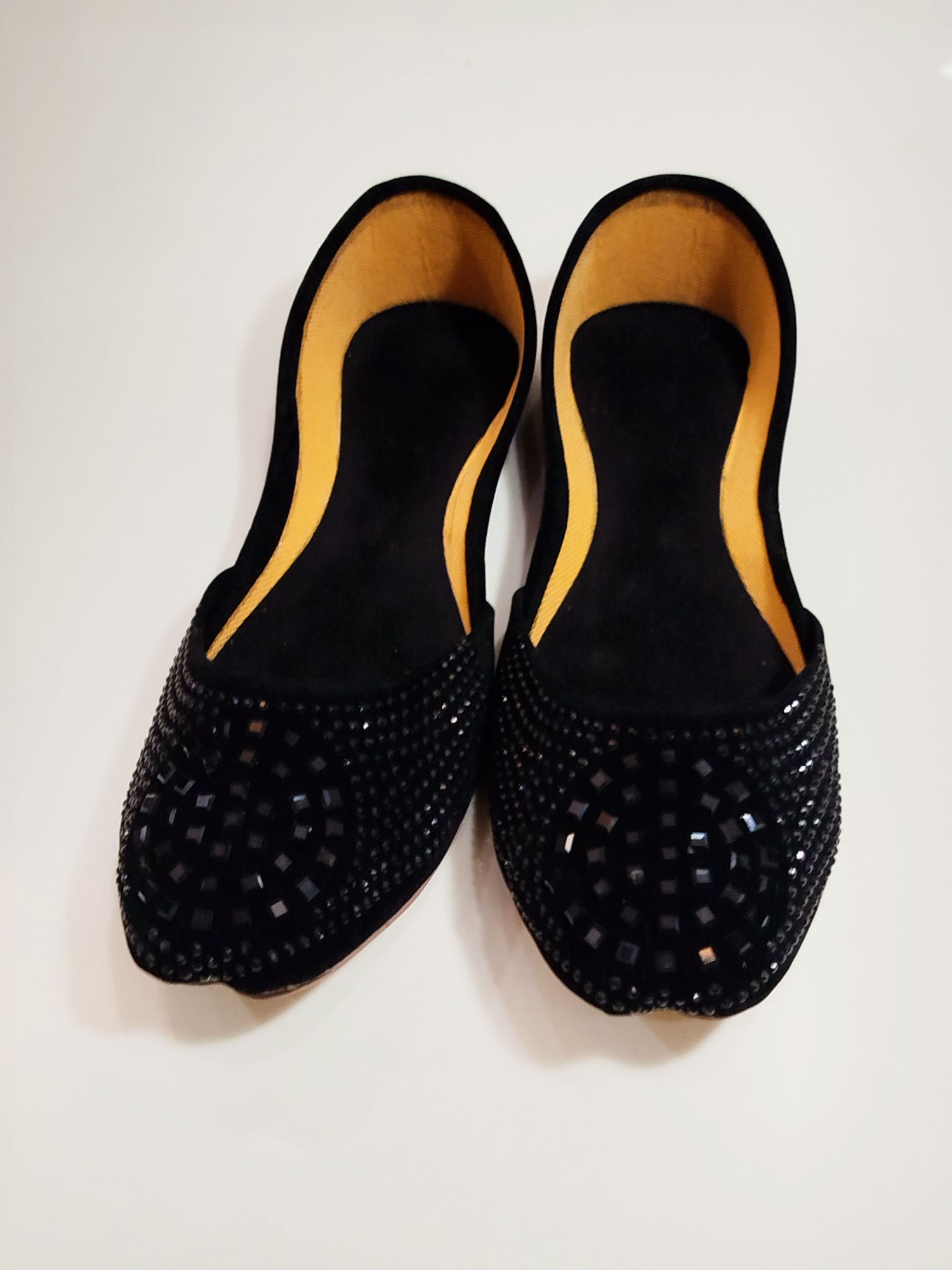 Handmade Casual Black Khussa Shoes for Women, Comfortable & Stylish