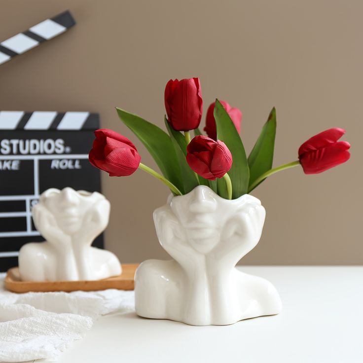 Small Face Sculpture Vase Modern Home Decor