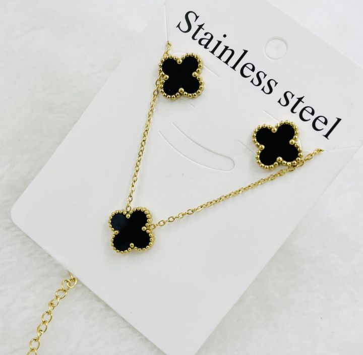 Clover necklace+Earrings Set. Red, Green, Black colors. Most unique product. A complete set.