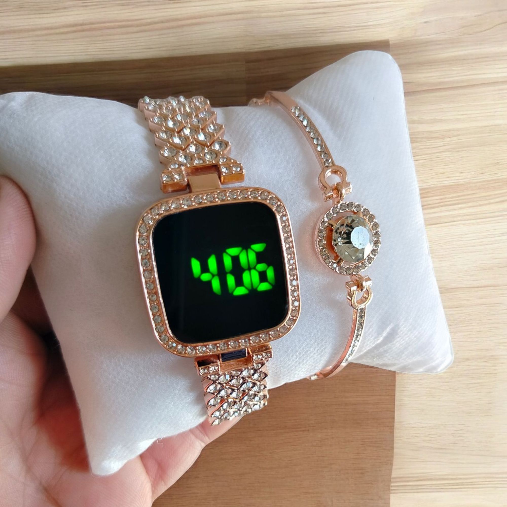 Ladies Luxury Diamond Watch Steel Band Diamond Touch Screen LED Electronic Watches